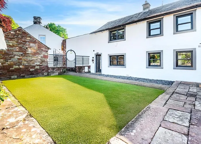 2 Bed In Oc-g32205 Holiday home