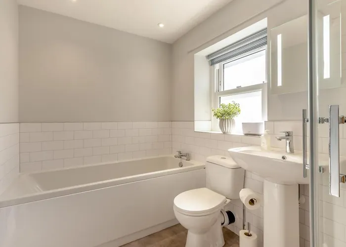 2 Bed In Oc-g32205 * Dalston