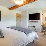 2 Bed In Oc-g32205 Feriehus Dalston