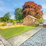 2 Bed In Oc-g32205 *