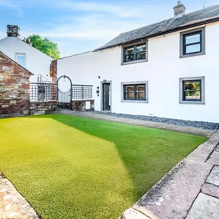 2 Bed In Oc-g32205 Holiday home