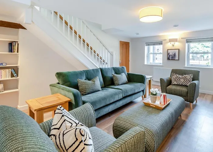 2 Bed In Oc-g32205 Holiday home *