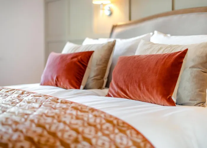 2 Bed In Oc-g32205 Holiday home